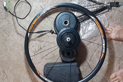 Как заспицевать мотор колесо